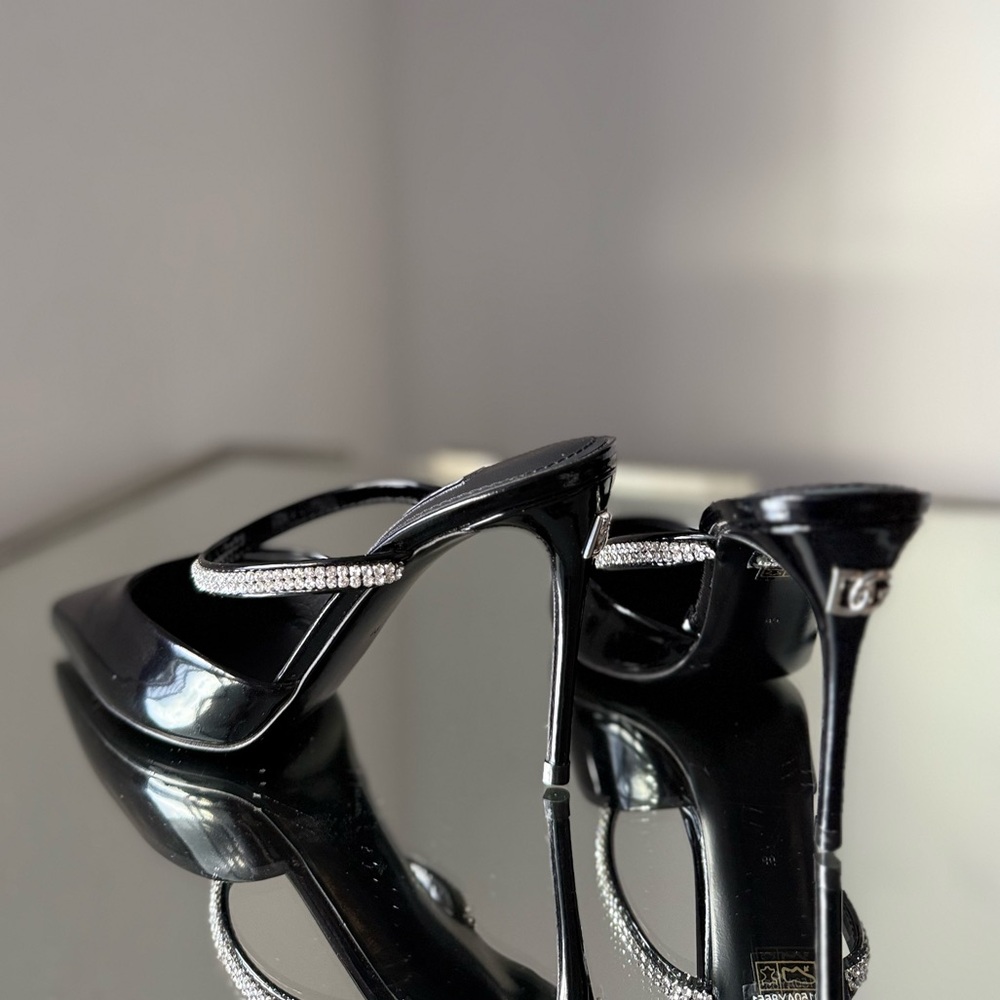 New DOLCE & GABBANA Crystal Mules in Patent Leather - Picture 9 of 15